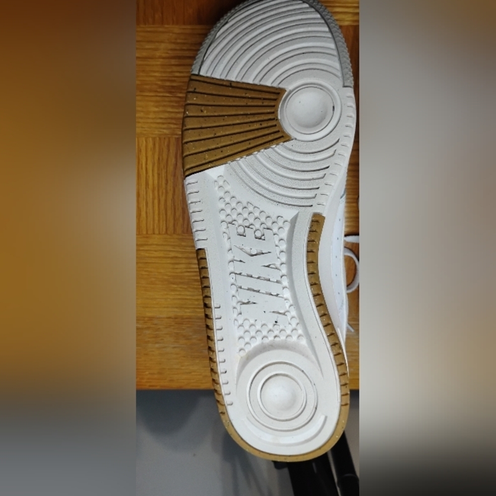 Nike GAMMA FORCE Women's Phantom Light Bone DX9176-103 Athletic Sneaker Shoes - Picture 13 of 16